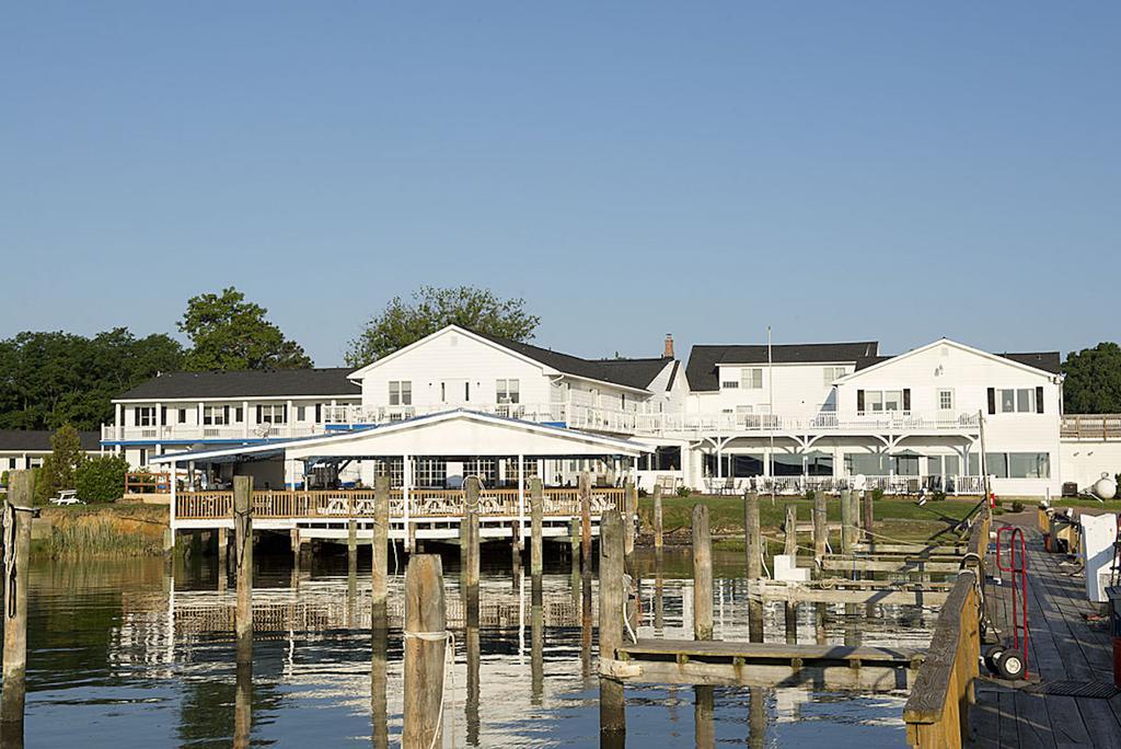 Chesapeake House Tilghman Island Екстериор снимка