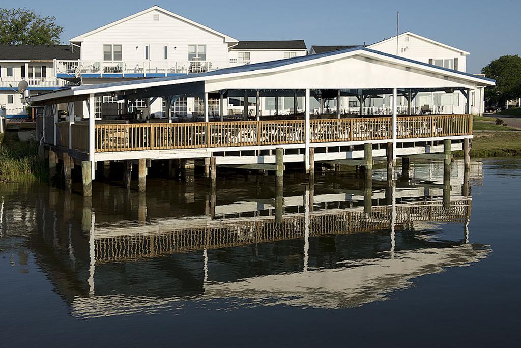 Chesapeake House Tilghman Island Екстериор снимка